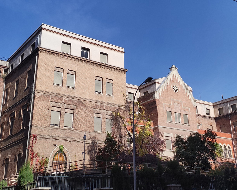 Edificio en calle Buen suceso 12 Edificio en calle Buen suceso 12
