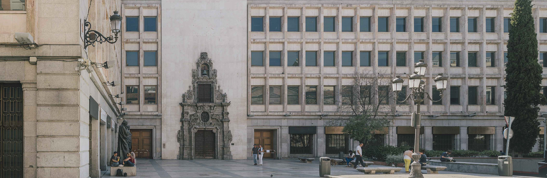 background-hotel-edition-proskene